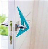 DEN BRAVEN Zarážka do dveří a oken DOOR STOPPER modrá